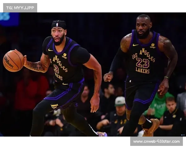 湖人研究雷霆战术以联防策略重点限制霍姆格伦发挥